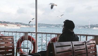 爱游戏大厅-球坛秘传古法复活记：当防守反击撕碎控球神话