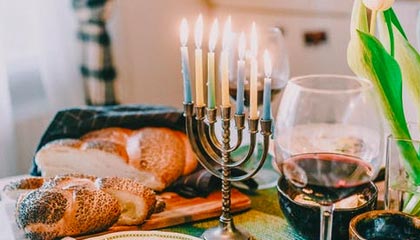 爱游戏官网-王者远征！利物浦客场力擒海鸥，英超领跑优势稳如磐石