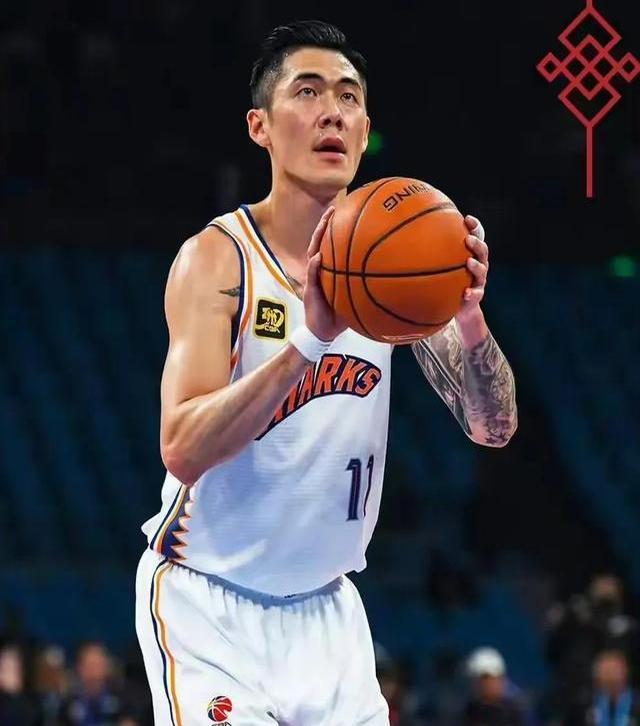 辽宁男篮力挽狂澜，一场胜利令人振奋的简单介绍