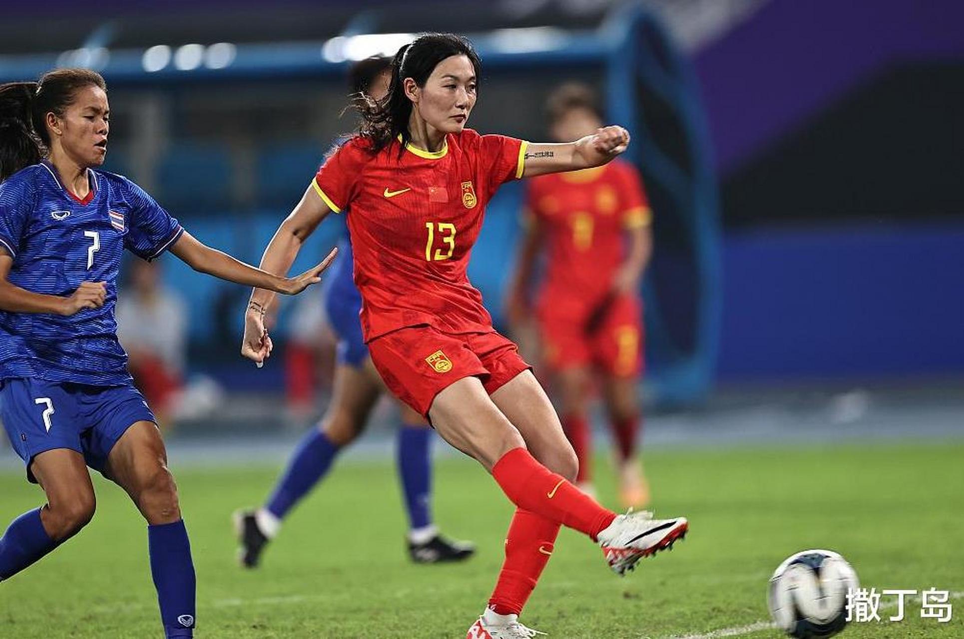 关于泰国女足表现出色，争夺世界杯亚军的信息