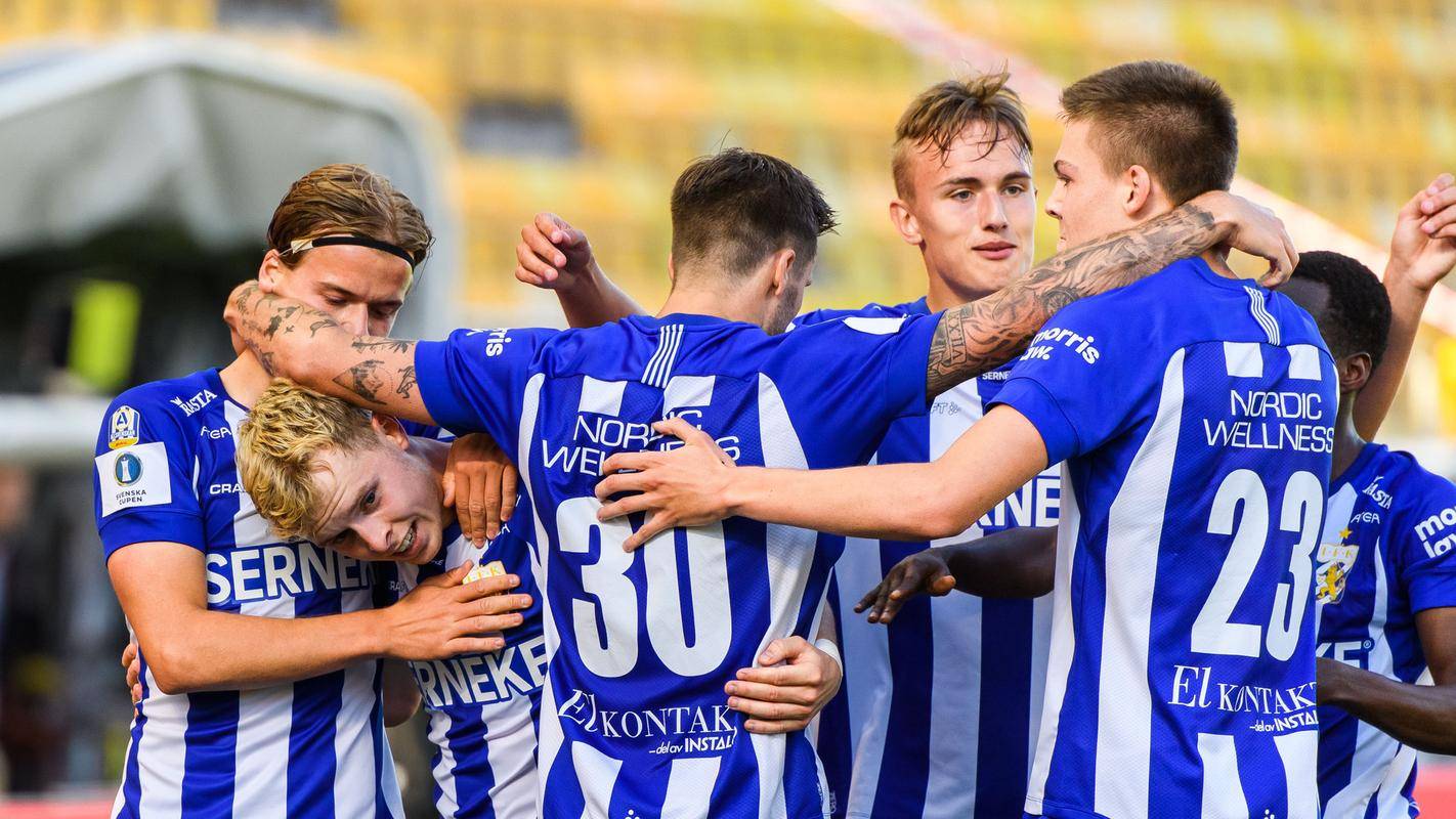 关于瑞典队客场作战克服困难力保不败的信息