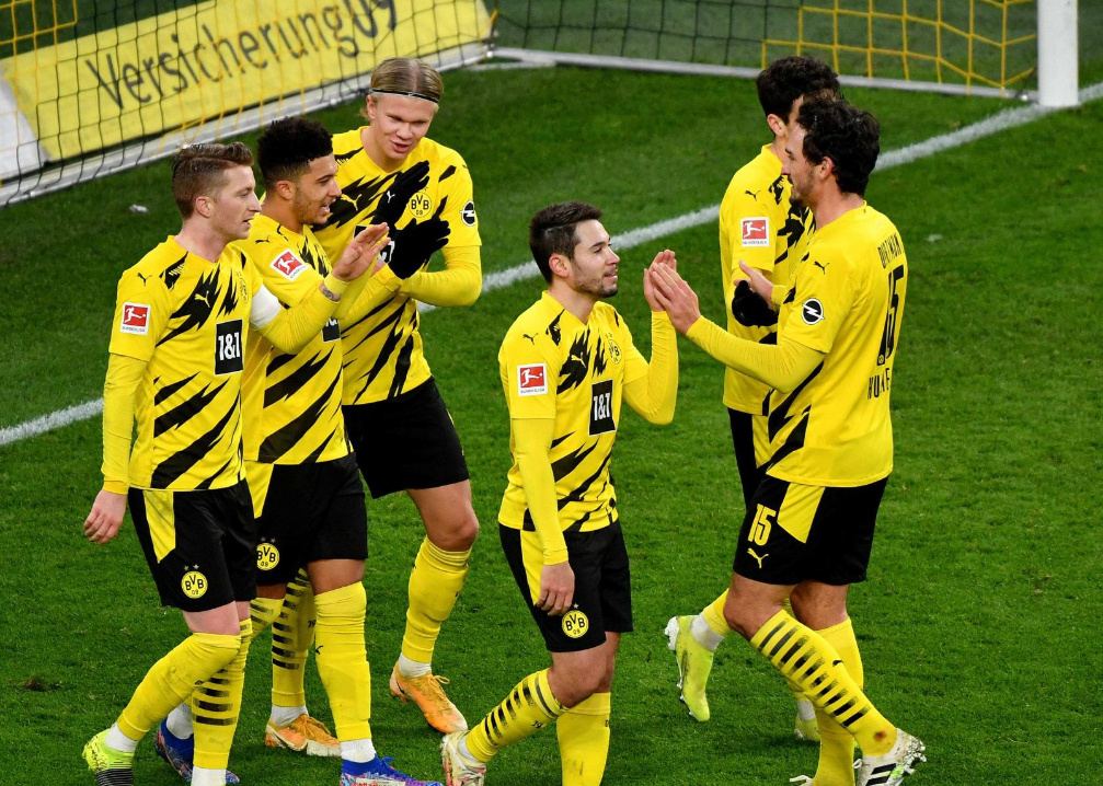 爱游戏下载-多特蒙德主场大胜，实力得到认可