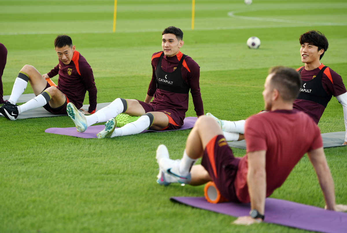 全球足球联赛举行激烈角逐，球风优美的简单介绍