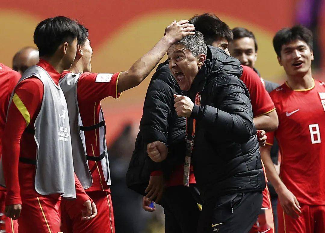 爱游戏体育-佩鲁贾客场难敌对手，战绩不如人意的简单介绍