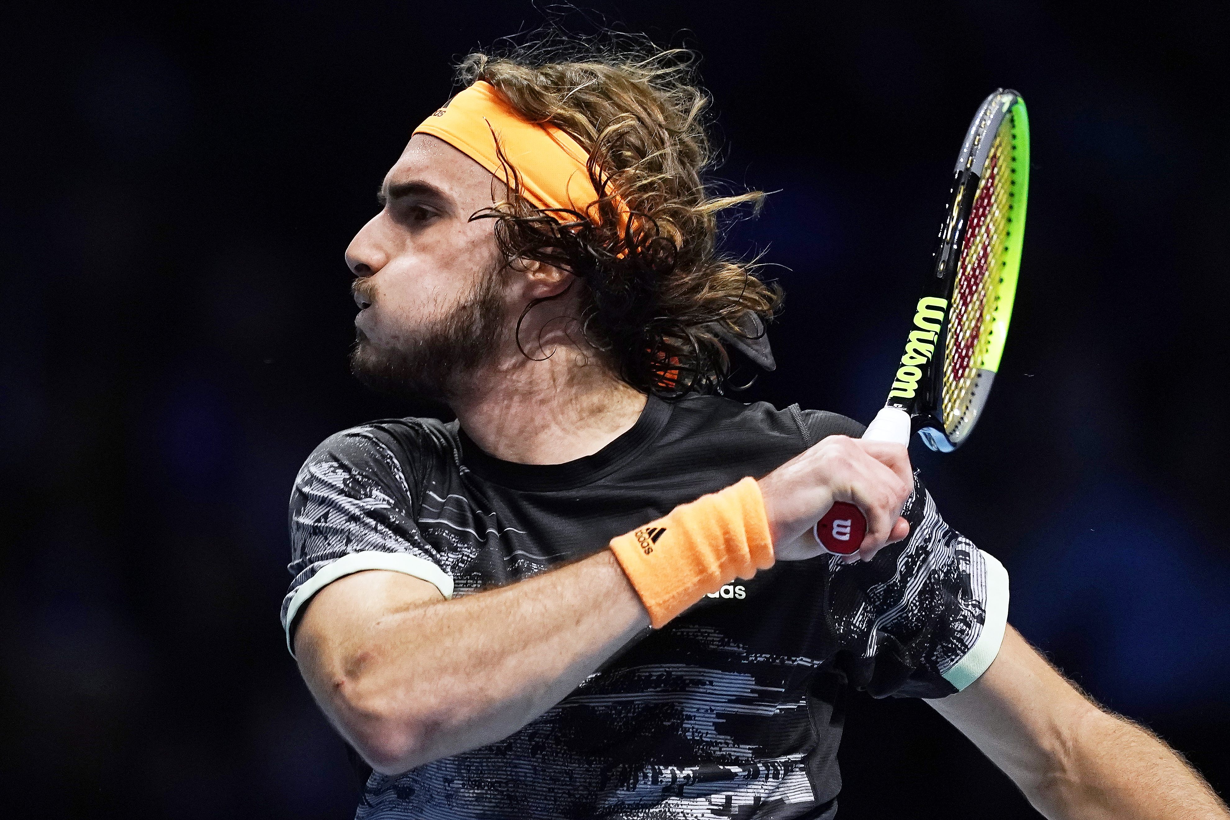 爱游戏官方入口-英国网球队完胜日本网球队，西西帕斯关键制胜的简单介绍