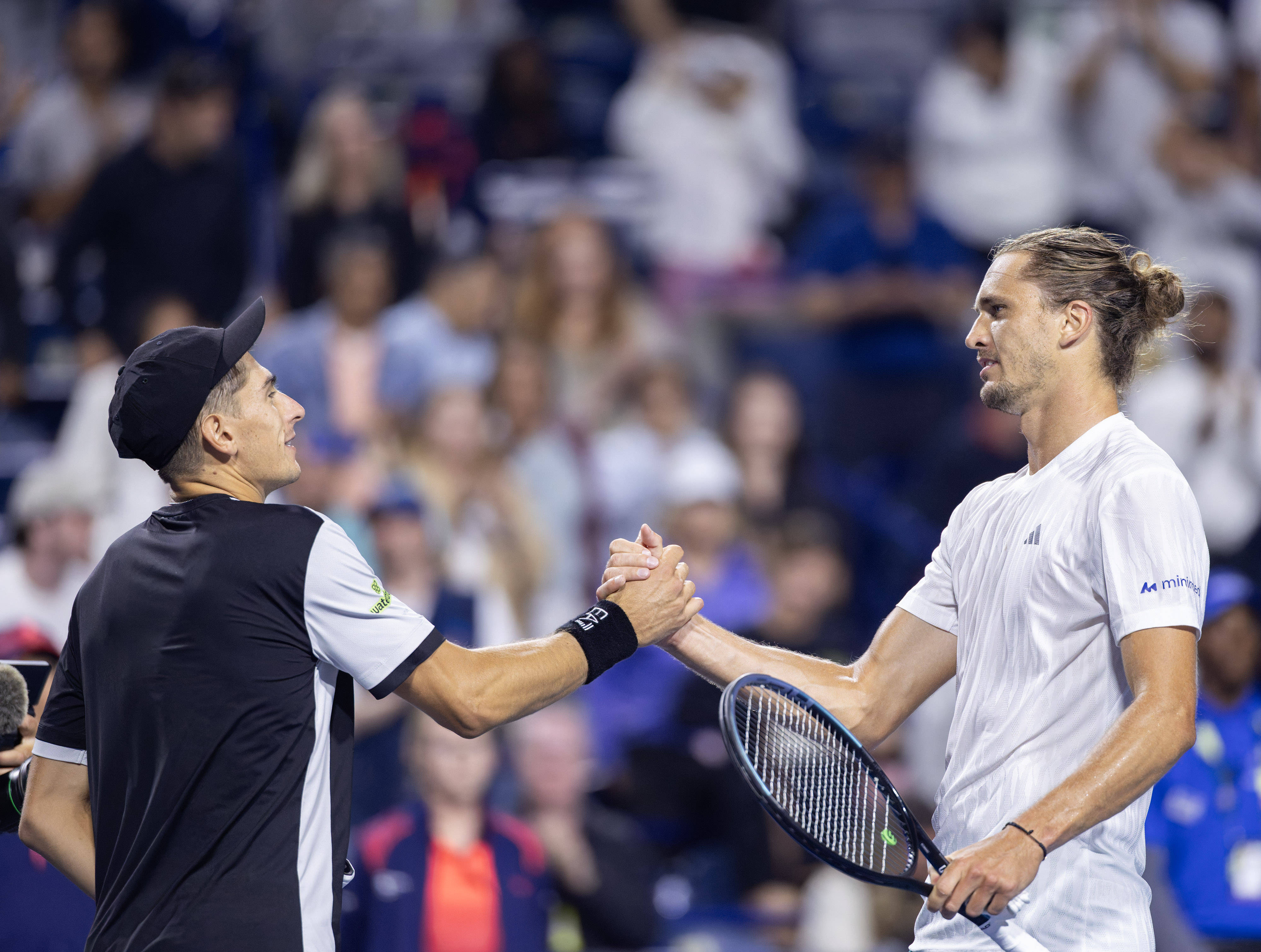 包含温网绝杀蒙特卡洛大师赛，兹维列夫关键制胜的词条