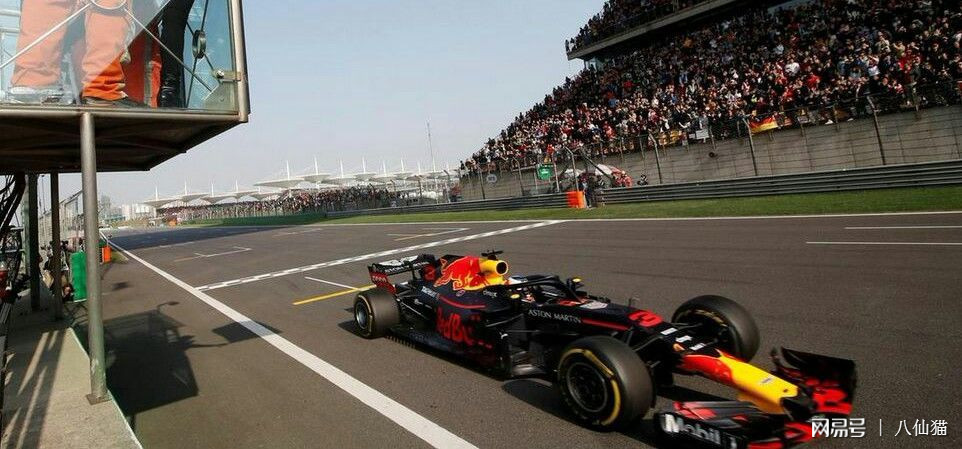 威廉姆斯鏖战迈凯伦，塞恩斯刷新纪录