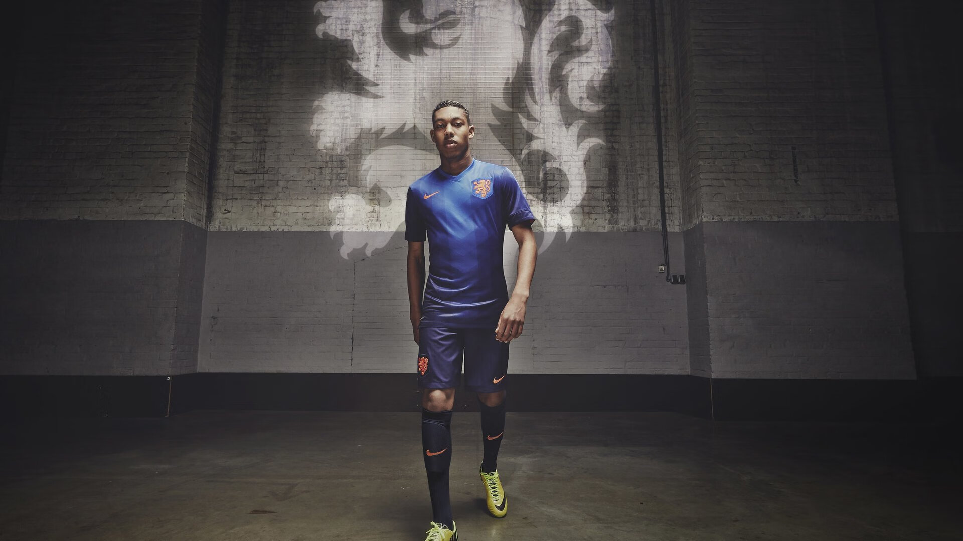 爱游戏体育-卡马文加君临天下，塞内加尔横扫亚特兰大，2026世界杯迎来新王登基