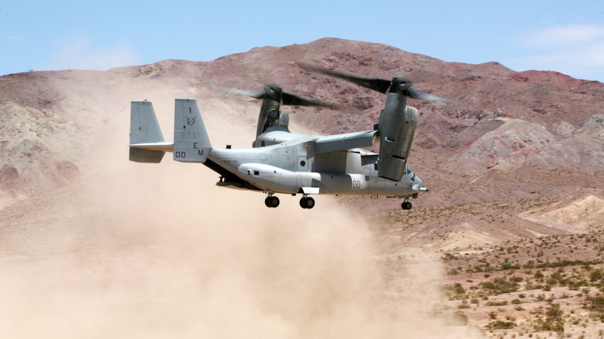 当艺术大师挥洒绿茵,莱万统治性演出让尼斯臣服,最佳殊荣无争议