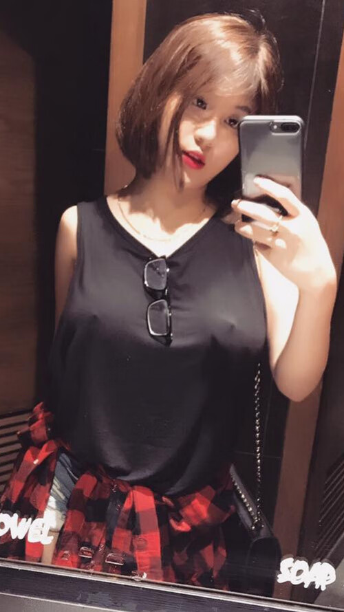 郁金香战术风暴下的蓝黑军团,孔德如何成为国米攻防转换的核爆点