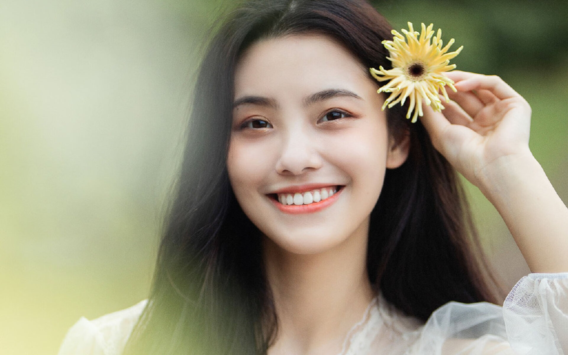 爱游戏官网-C罗凌空斩震惊北非，喀麦隆与突尼斯友谊赛上演巨星时刻